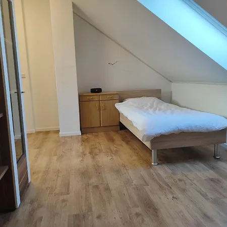 Messezimmer Naehe Messe Rum i privatbostad *